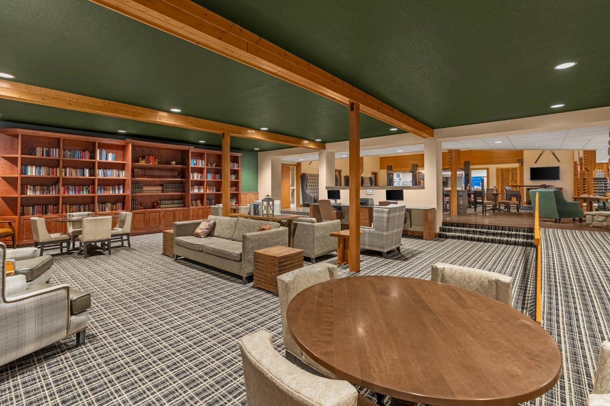 Holiday Inn Express & Suites Hayward By Ihg Εξωτερικό φωτογραφία