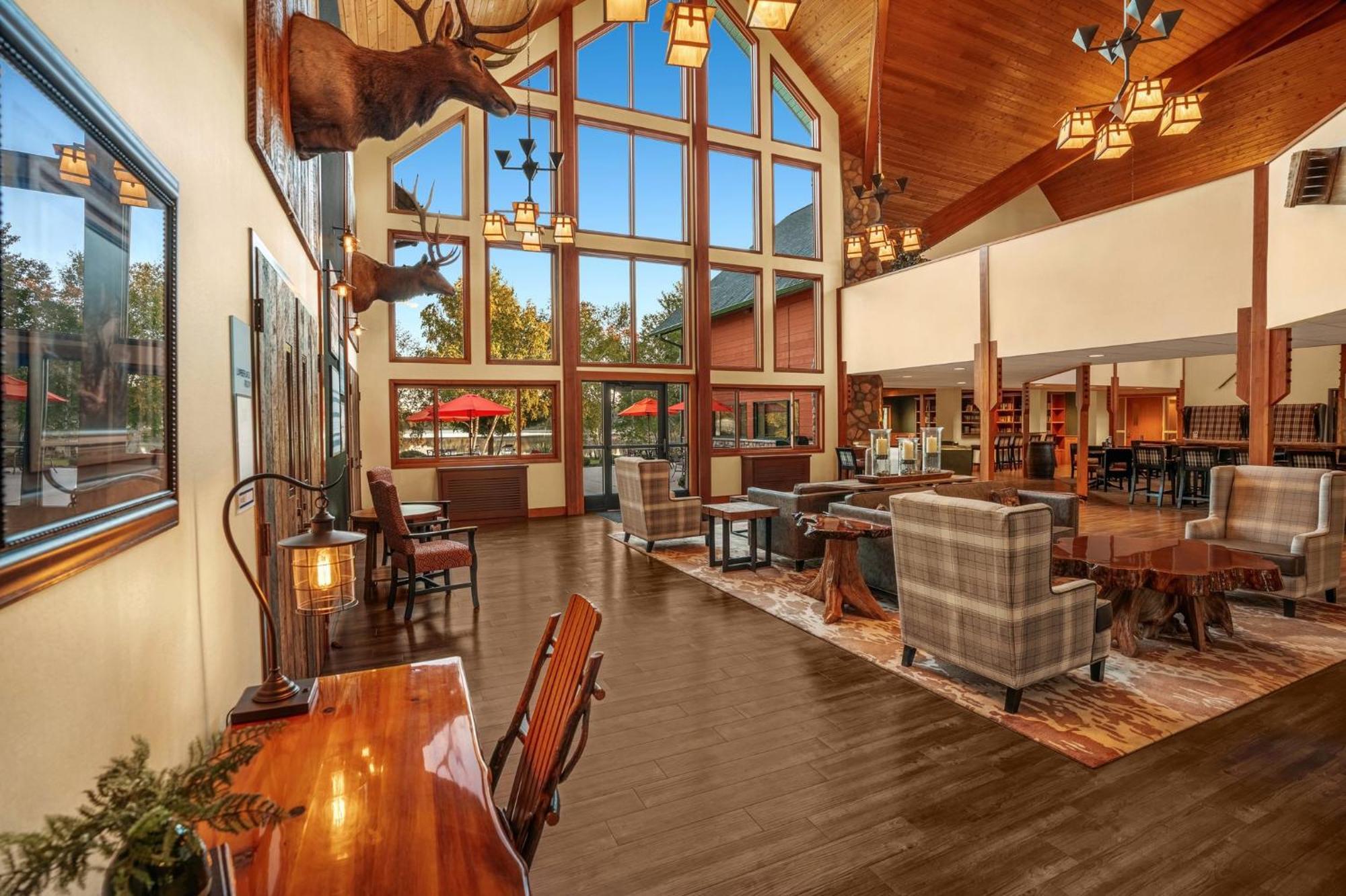 Holiday Inn Express & Suites Hayward By Ihg Εξωτερικό φωτογραφία