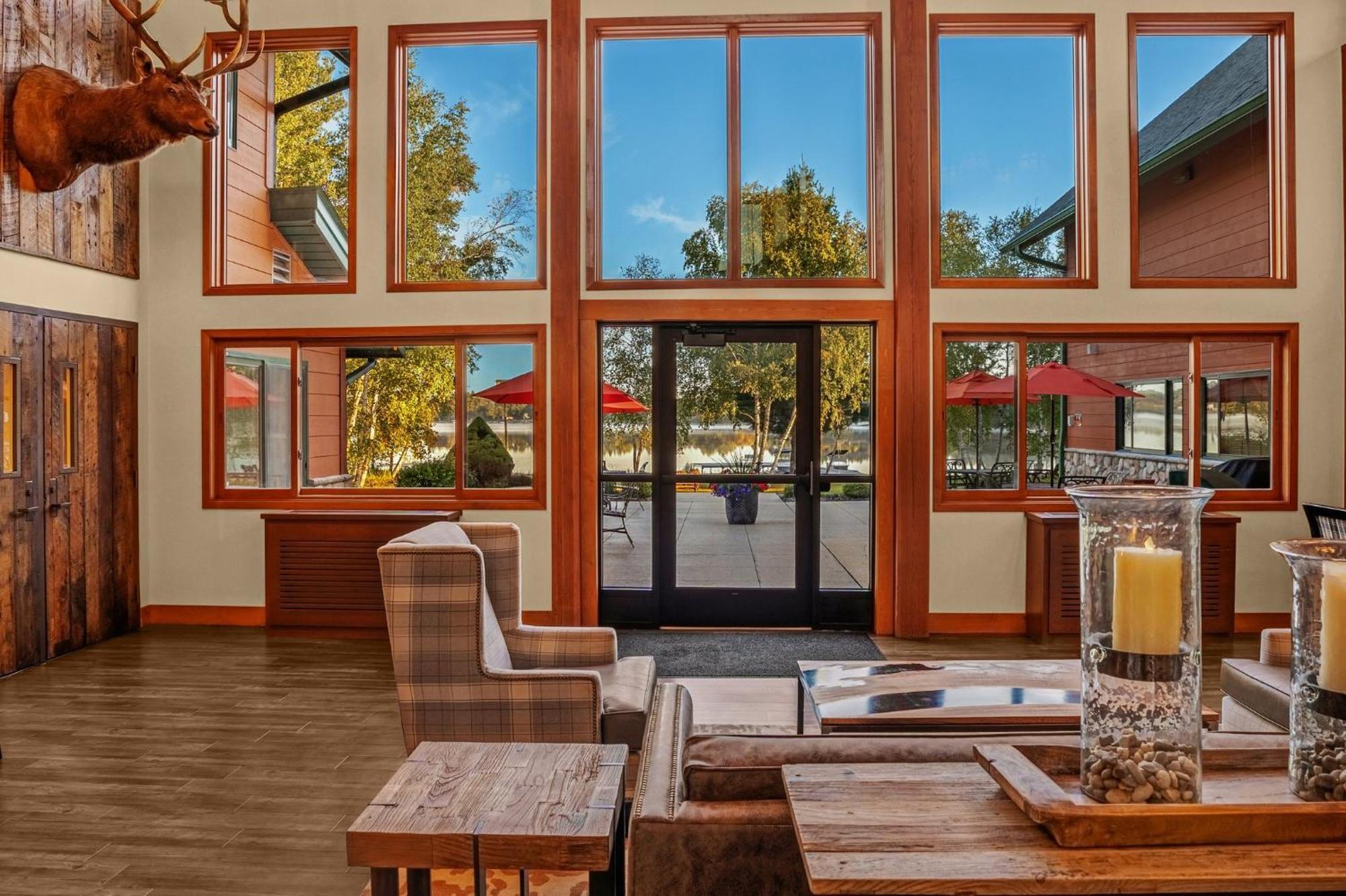 Holiday Inn Express & Suites Hayward By Ihg Εξωτερικό φωτογραφία